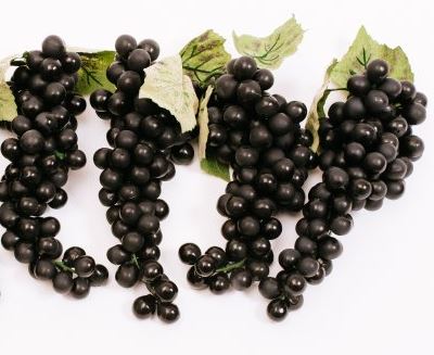DECORATIVE GRAPES