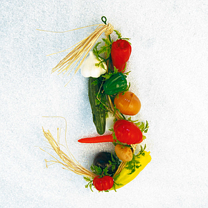 15 CM VEGETABLES GARLAND